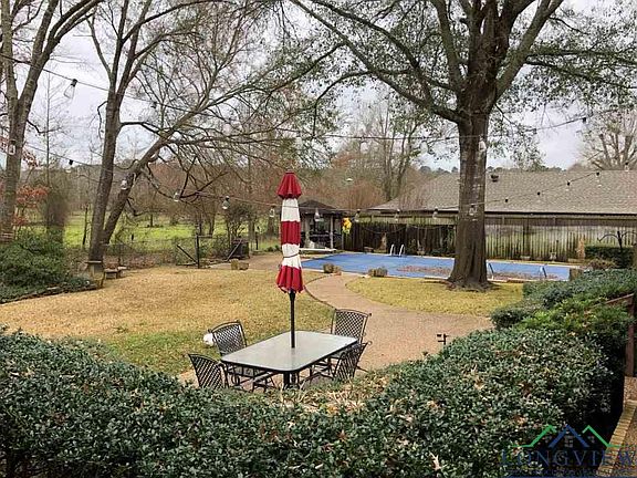 2nd image of 1601 Briarwoodtrail