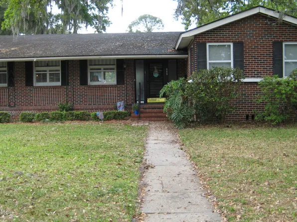 930 WATERMAN Road N, Jacksonville, FL 32207