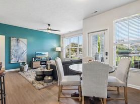 Maple Knoll Apartments
