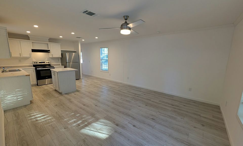 1st image of 1630 Balkin Rd #110