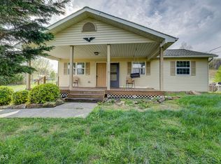 535 Hales Chapel Rd, Gray, TN 37615