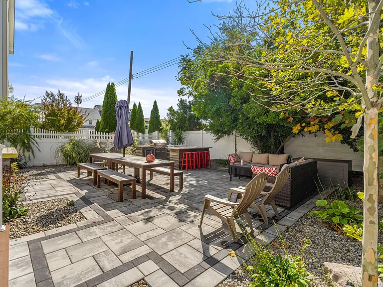Rear Patio Seating / Tables