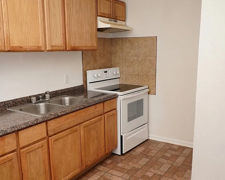 5006 Gaston Ave — Photo 16