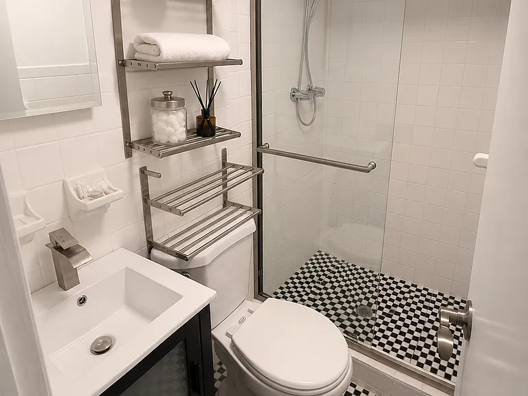 23-78 32nd St #1 — Photo 4