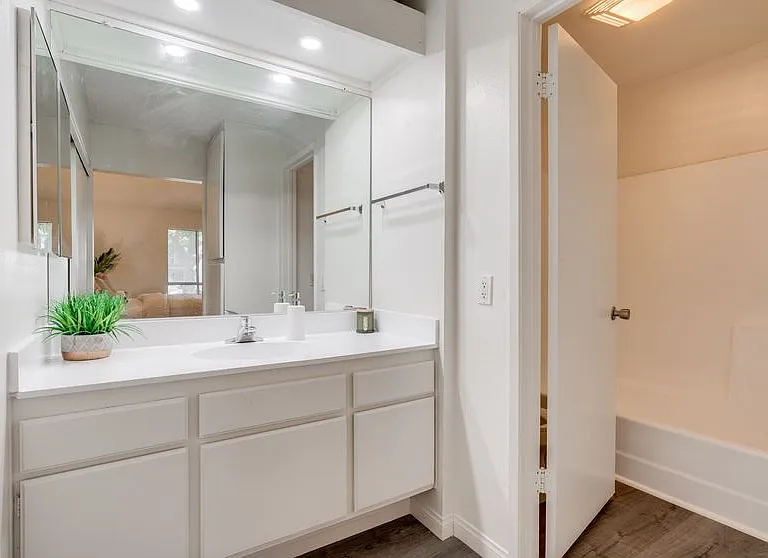 1133 E Alosta Ave #B201 — Photo 18