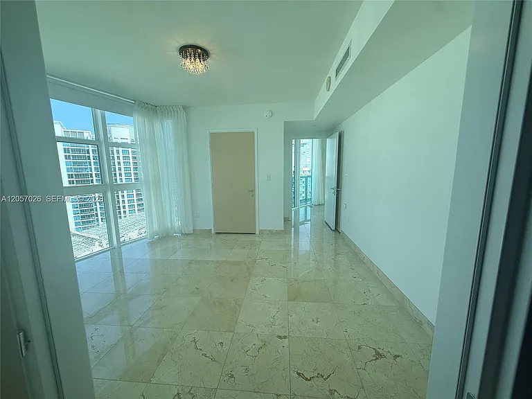 6000 Indian Creek Dr #17A — Photo 10