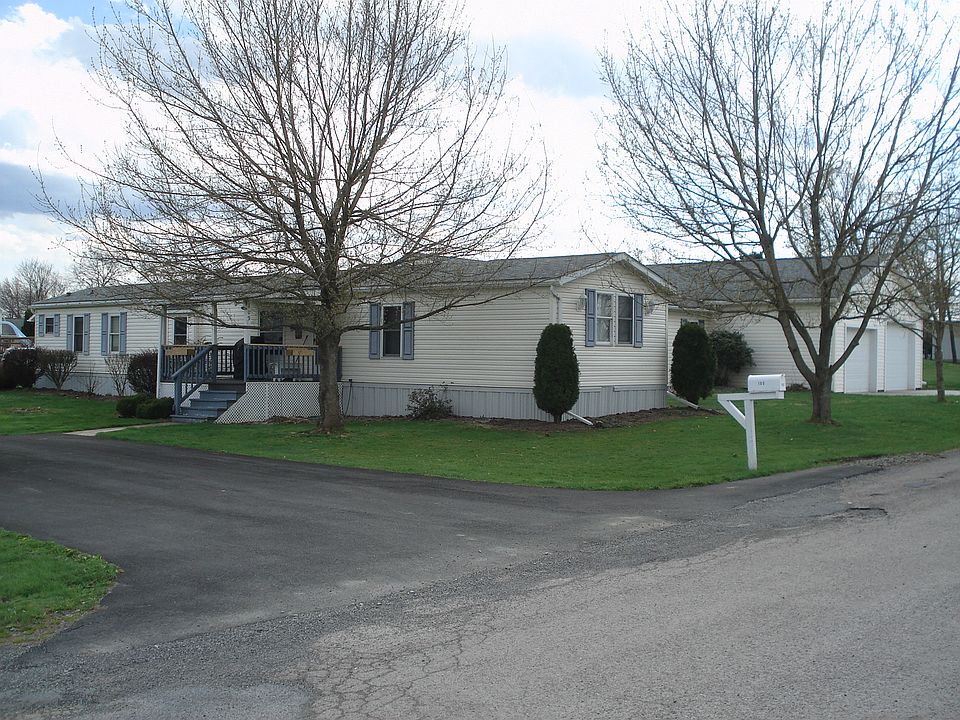 1st image of 109 Reese St