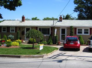 25 Keeley Ave, Warwick, RI 02886