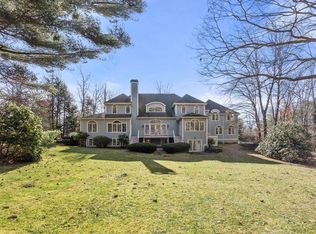 10 Ben Arthurs Way, Dover, MA 02030