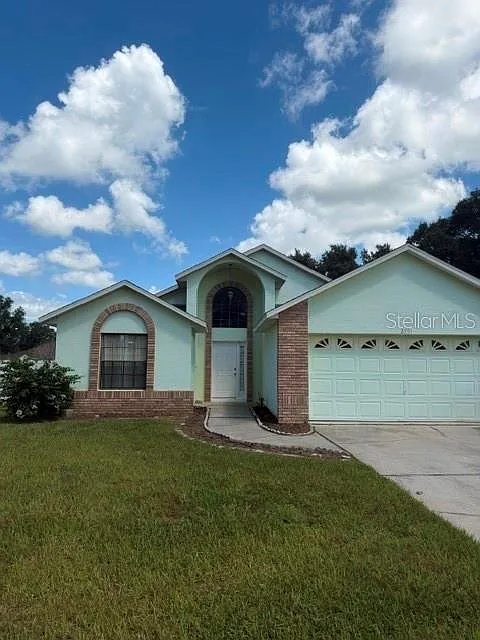2791 Theresa Dr