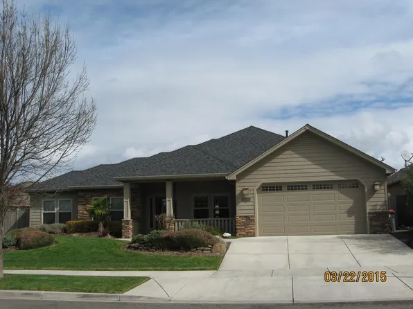 3713 Creek View Dr, Medford, OR 97504