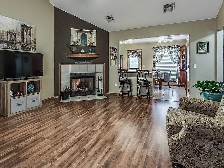 6029 SE 84th Pl — Photo 6
