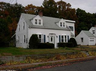 145 Saint John St, Manchester, CT 06040