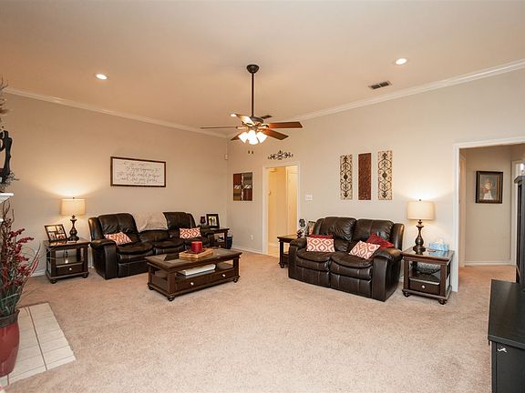 5th image of 3703 Teri Lynn Dr
