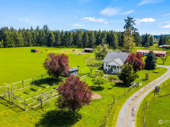 13224 Military Road SE, Rainier, WA 98576