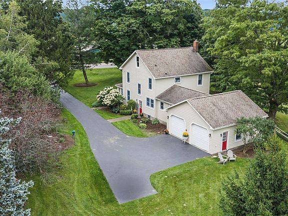 4th image of 1239 North Rd