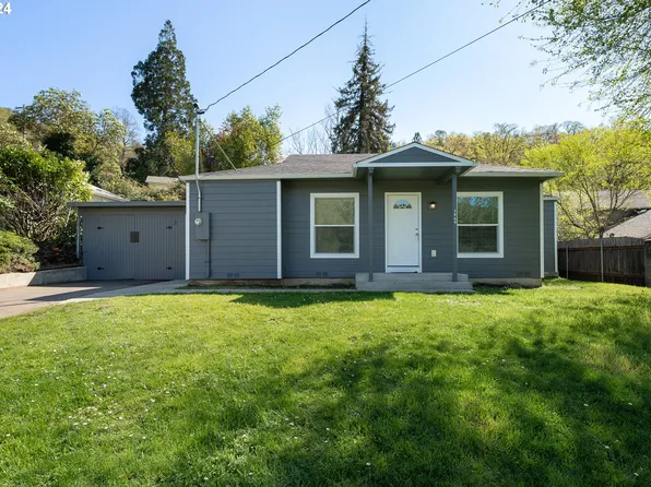 1469 NE Brooklyn Ave, Roseburg, OR 97470