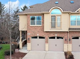 406 Provence Ct, Lisle, IL