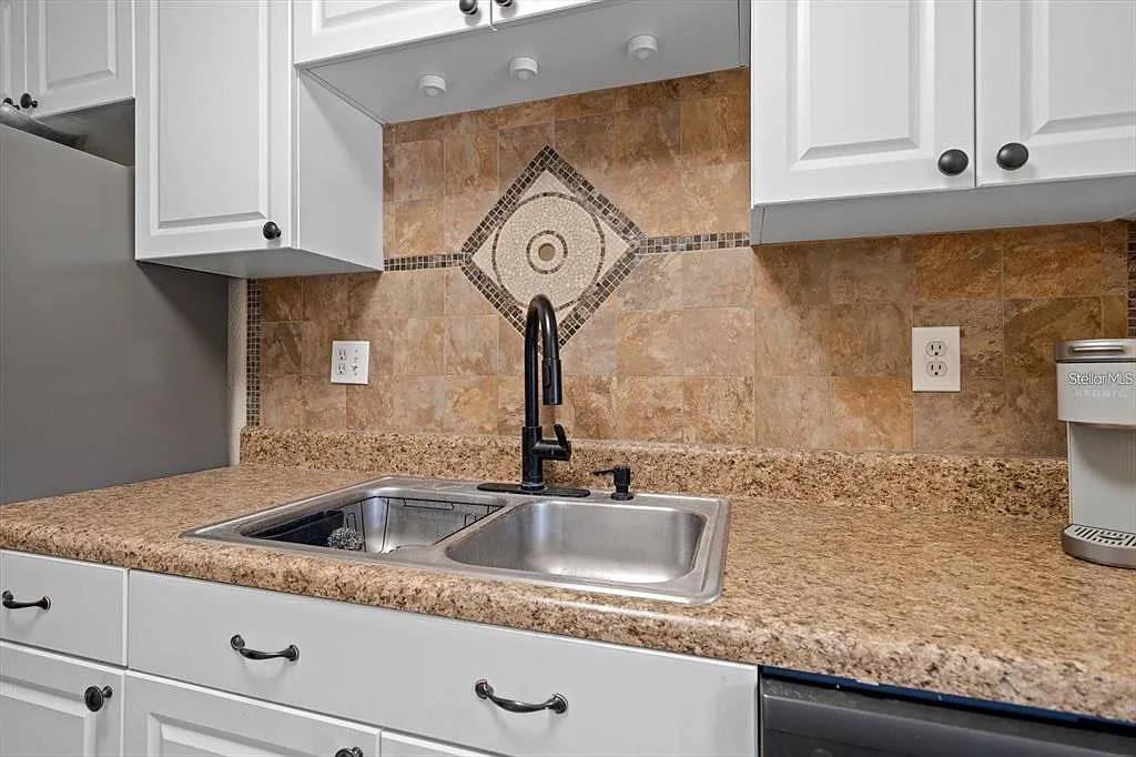 2 bed, 1.0 bath, 1010 sqft, $1,400 — Photo 4