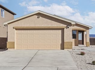 434 Hicks Dr SW, Los Lunas, NM 87031