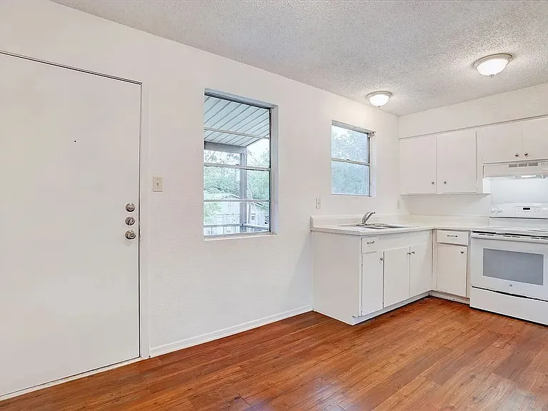 714 Martindale Rd — Photo 13