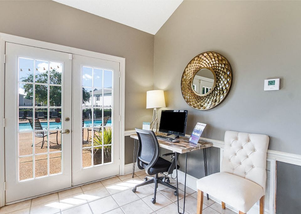 The Colony Apartment Homes 3946 Highway 182 E Columbus MS Zillow