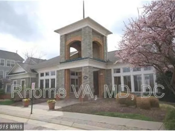 21792 Dragons Green Sq, Ashburn, VA 20147