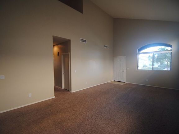 3rd image of 45564 W Rainbow Dr