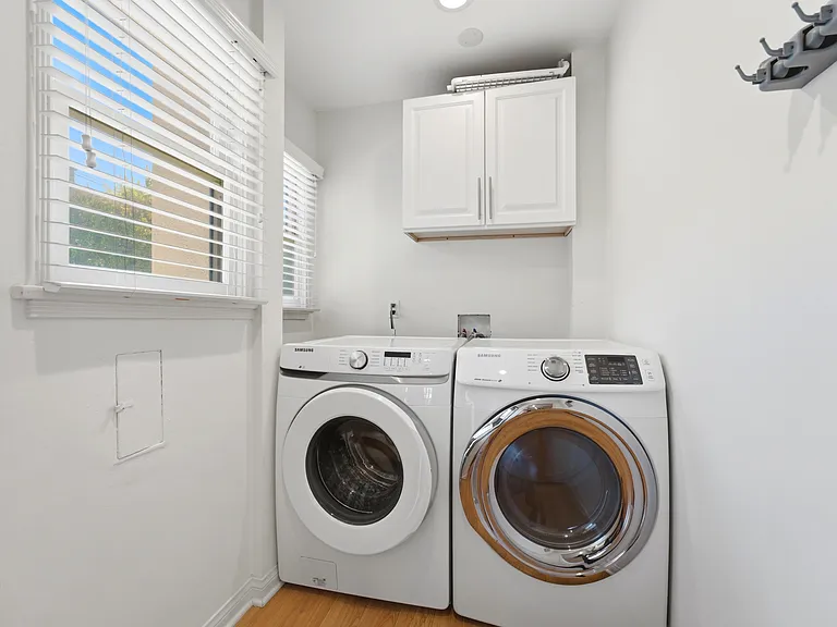 1264 Western Ave — Photo 9
