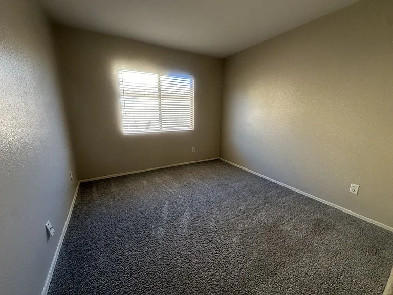 3285 E Ford Ave — Photo 23
