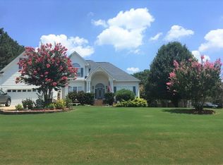 196 Fox Crossing Dr, Raleigh, NC 27603