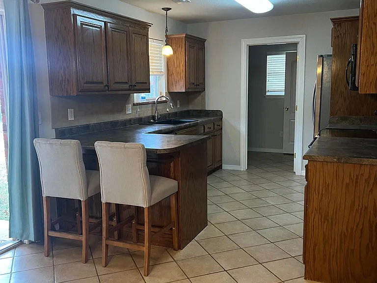 7907 Saint Louis Dr — Photo 6