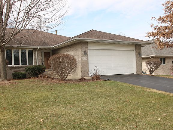 2nd image of 1220 N Crest Dr