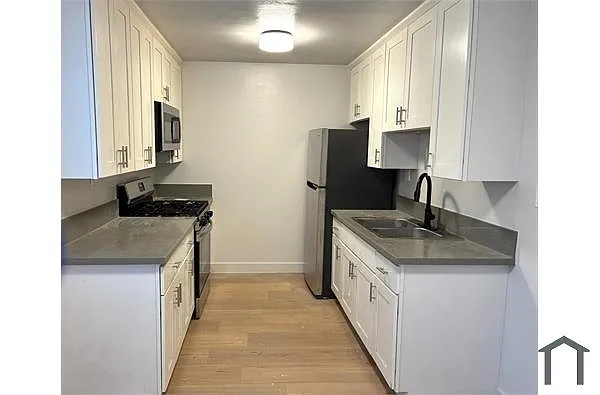 Building Photo - 1701 Westmoreland Blvd #10
