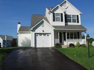 22 Queen Ln, Limerick, PA 19468