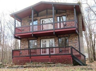 100 Coleridge Ter, Milford, PA 18337