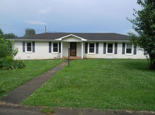 404 Shadow Dr, Shelbyville, TN 37160