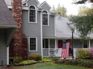 18 Field St, Taunton, MA 02780