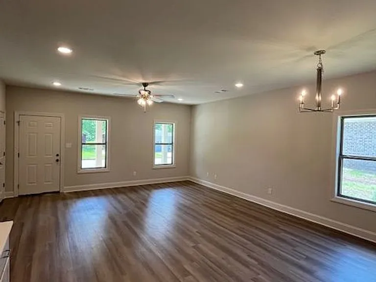 709 George Ave — Photo 8