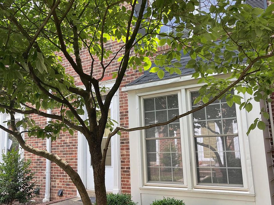 2nd image of 2520 S Arlington Mill Dr #C-3
