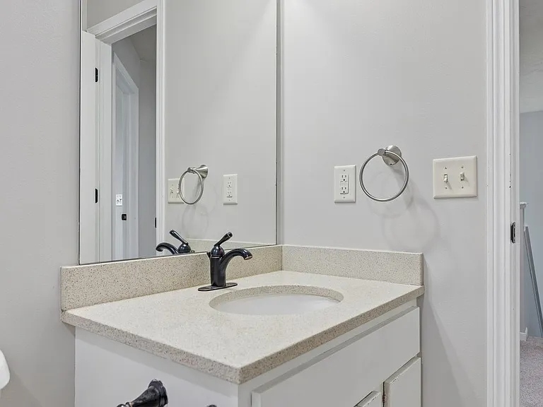 5638 Shailee Ct — Photo 36