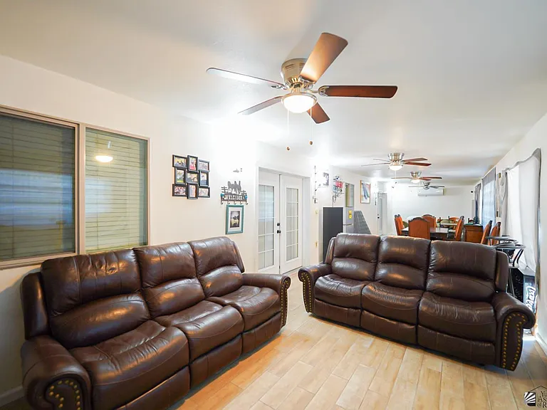 4527 E County Road 15 — Photo 9