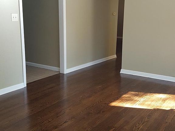 5th image of 7733 Nall Ave
