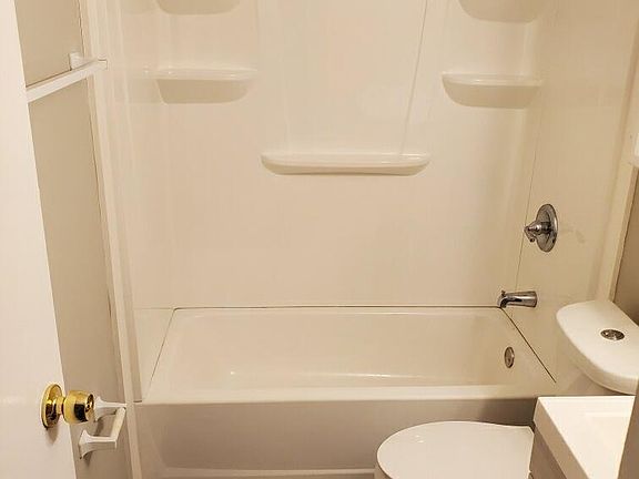 4th image of 6363 Cherylbrook Ln