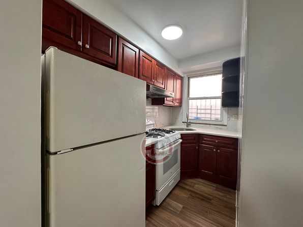 2226 Ellis Ave APT 1