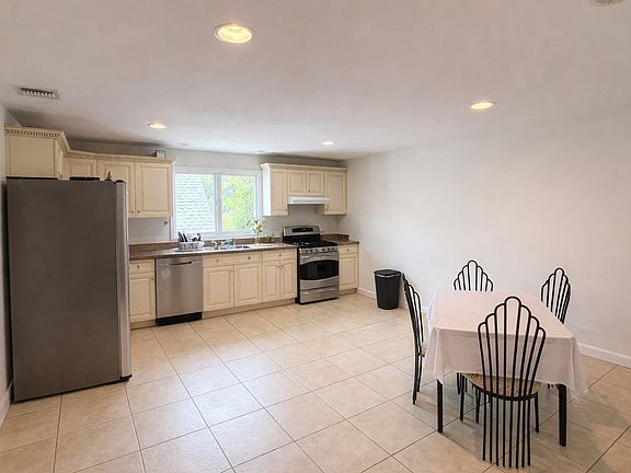 2nd image of 58 Miller Ave #2