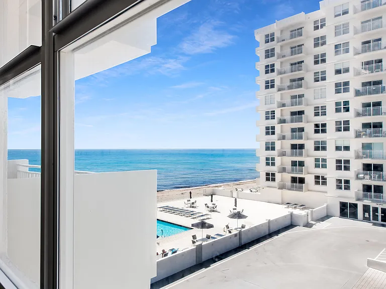 4505 S Ocean Blvd #303 — Photo 8