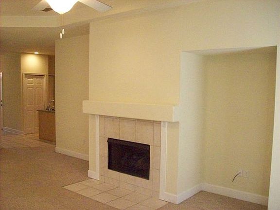 5th image of 5025 Hampton Ridge Ave