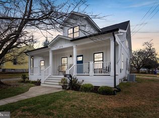 212 N Horners Ln, Rockville, MD 20850