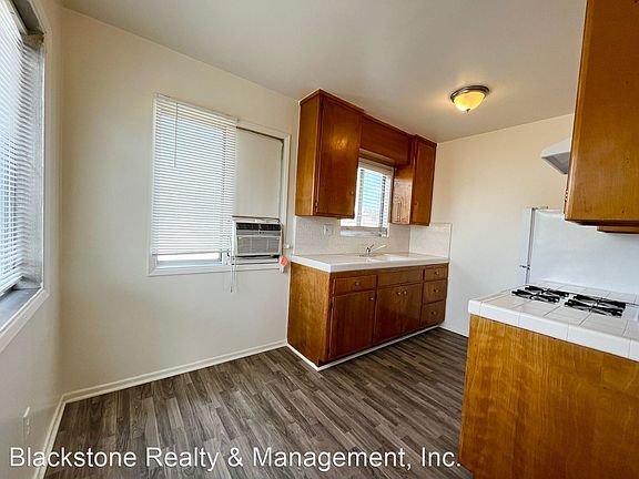 5th image of 1640 Colby Ave #11333747